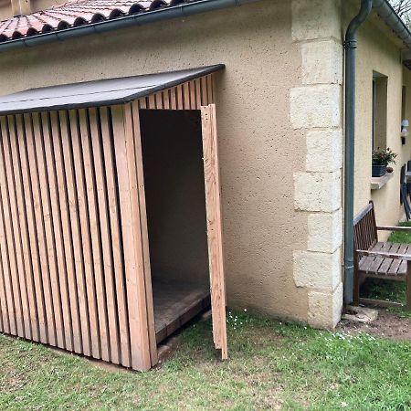 Gite Des Combes Blanches Avec Piscine Et Jacuzzi Frayssinet-le-Gelat Exterior photo